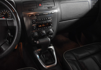 Подержанный автомобиль Hummer H3 Suv 2008 года (18 фото)