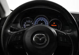Подержанный автомобиль Mazda CX-5 2013 года (17 фото)