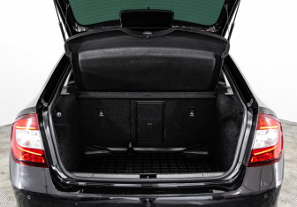 Подержанный автомобиль Skoda Rapid Liftback 2019 года (22 фото)
