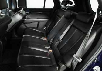 Подержанный автомобиль Hyundai Santa Fe 2010 года (10 фото)