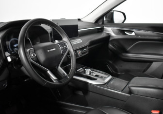 Подержанный автомобиль Haval Jolion 2024 года (9 фото)