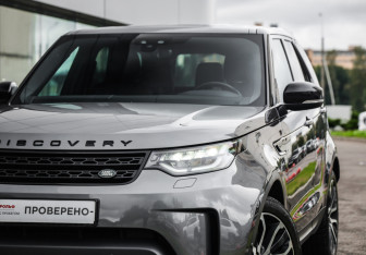 Подержанный автомобиль Land Rover Discovery 2019 года (2 фото)