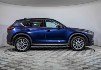 Подержанный автомобиль Mazda CX-5 2019 года (4 фото)