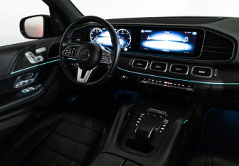 Подержанный автомобиль Mercedes-Benz GLE 2021 года (24 фото)