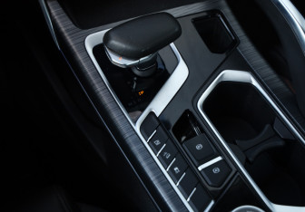 Подержанный автомобиль Geely Tugella 2021 года (24 фото)