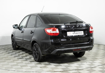 Подержанный автомобиль LADA (ВАЗ) Granta Liftback 2019 года (7 фото)