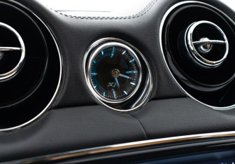 Подержанный автомобиль Jaguar XJ 2016 года (117 фото)