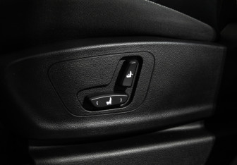 Подержанный автомобиль Chevrolet Captiva 2021 года (20 фото)