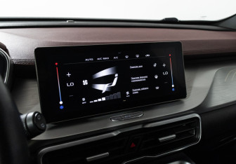 Подержанный автомобиль Geely Coolray 2021 года (18 фото)