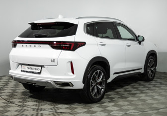 Подержанный автомобиль Exeed LX 2023 года (5 фото)