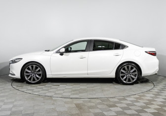 Подержанный автомобиль Mazda 6 Sedan 2018 года (8 фото)