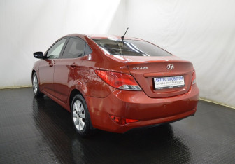 Подержанный автомобиль Hyundai Solaris Sedan 2016 года (7 фото)