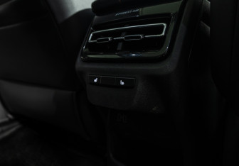 Подержанный автомобиль Changan UNI-K 2023 года (15 фото)