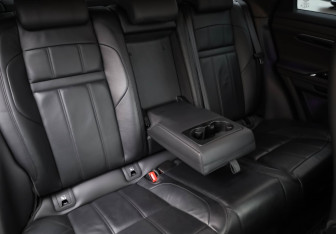 Подержанный автомобиль Land Rover Range Rover Evoque 2020 года (30 фото)