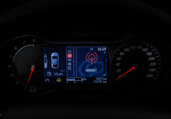 Подержанный автомобиль Ford Mondeo Sedan 2013 года (19 фото)