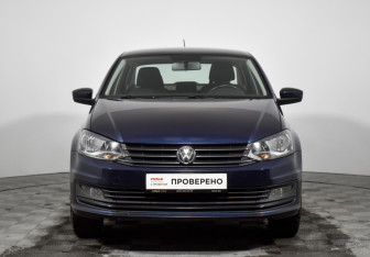 Подержанный автомобиль Volkswagen Polo Sedan 2016 года (2 фото)