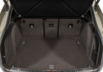 Подержанный автомобиль Porsche Macan 2016 года (15 фото)