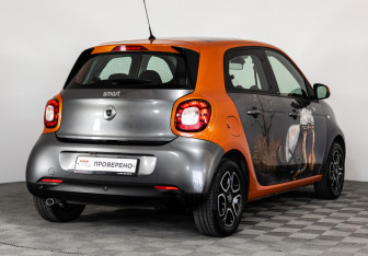 Подержанный автомобиль Smart Forfour 2016 года (5 фото)