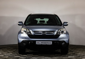 Подержанный автомобиль Honda CR-V 2008 года (2 фото)
