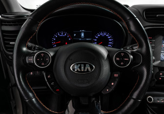 Подержанный автомобиль Kia Soul 2017 года (17 фото)
