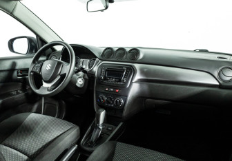 Подержанный автомобиль Suzuki Vitara 2020 года (9 фото)