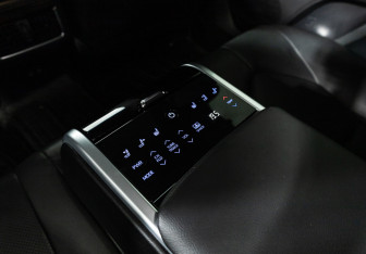 Подержанный автомобиль Toyota Camry Sedan 2018 года (19 фото)