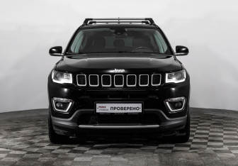 Подержанный автомобиль Jeep Compass 2018 года (2 фото)
