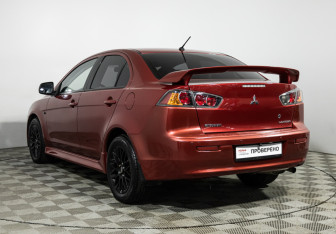 Подержанный автомобиль Mitsubishi Lancer Sedan 2012 года (7 фото)