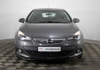 Подержанный автомобиль Opel Astra Hatchback 2012 года (2 фото)