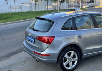 Подержанный автомобиль Audi Q5 2008 года (8 фото)