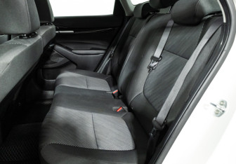 Подержанный автомобиль Kia Seltos 2020 года (10 фото)