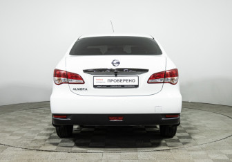 Подержанный автомобиль Nissan Almera Sedan 2018 года (6 фото)