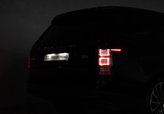 Подержанный автомобиль Land Rover Range Rover 2017 года (32 фото)