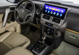 Подержанный автомобиль Toyota Land Cruiser Prado 2018 года (9 фото)