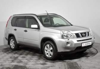 Подержанный автомобиль Nissan X-Trail 2008 года (3 фото)