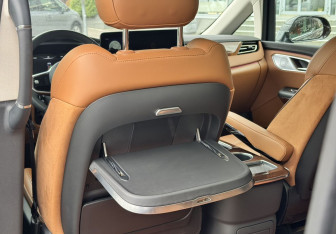 Подержанный автомобиль Hongqi HQ9 2022 года (33 фото)
