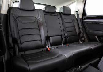 Подержанный автомобиль Volkswagen Touareg 2018 года (30 фото)