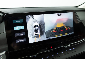 Подержанный автомобиль Changan UNI-S 2024 года (17 фото)