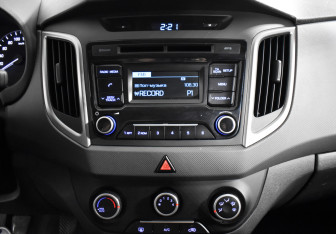 Подержанный автомобиль Hyundai Creta 2018 года (16 фото)