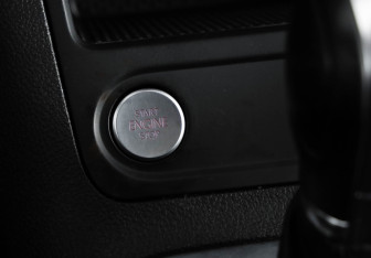 Подержанный автомобиль Volkswagen Tiguan 2015 года (18 фото)