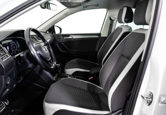 Подержанный автомобиль Volkswagen Tiguan 2018 года (20 фото)
