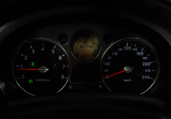 Подержанный автомобиль Nissan X-Trail 2010 года (20 фото)