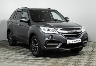 Подержанный автомобиль Lifan X60 2017 года (3 фото)