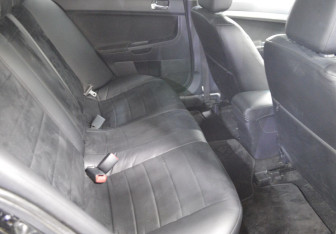 Подержанный автомобиль Mitsubishi Lancer Sedan 2008 года (13 фото)