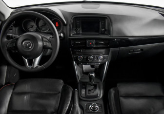 Подержанный автомобиль Mazda CX-5 2012 года (16 фото)