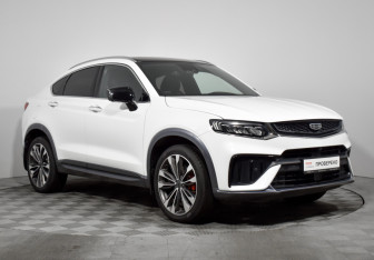 Подержанный автомобиль Geely Tugella 2022 года (3 фото)