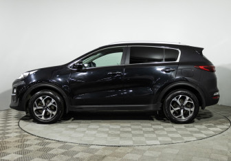 Подержанный автомобиль Kia Sportage 2020 года (8 фото)