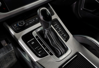 Подержанный автомобиль Geely Atlas 2019 года (11 фото)