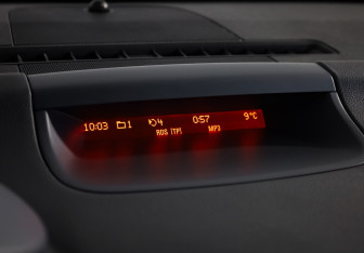 Подержанный автомобиль Opel Meriva 2011 года (12 фото)