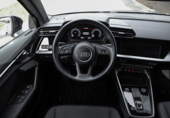 Подержанный автомобиль Audi A3 Sedan 2021 года (12 фото)